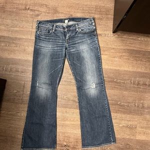 Women’s silver pioneer jeans size 34/33